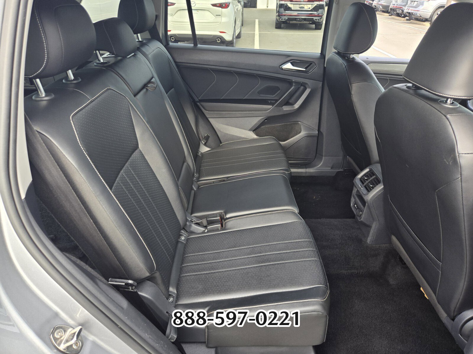 Used 2022 Volkswagen Tiguan SE image 16