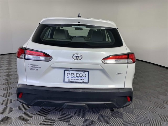 Used 2023 Toyota Corolla Cross L image 7