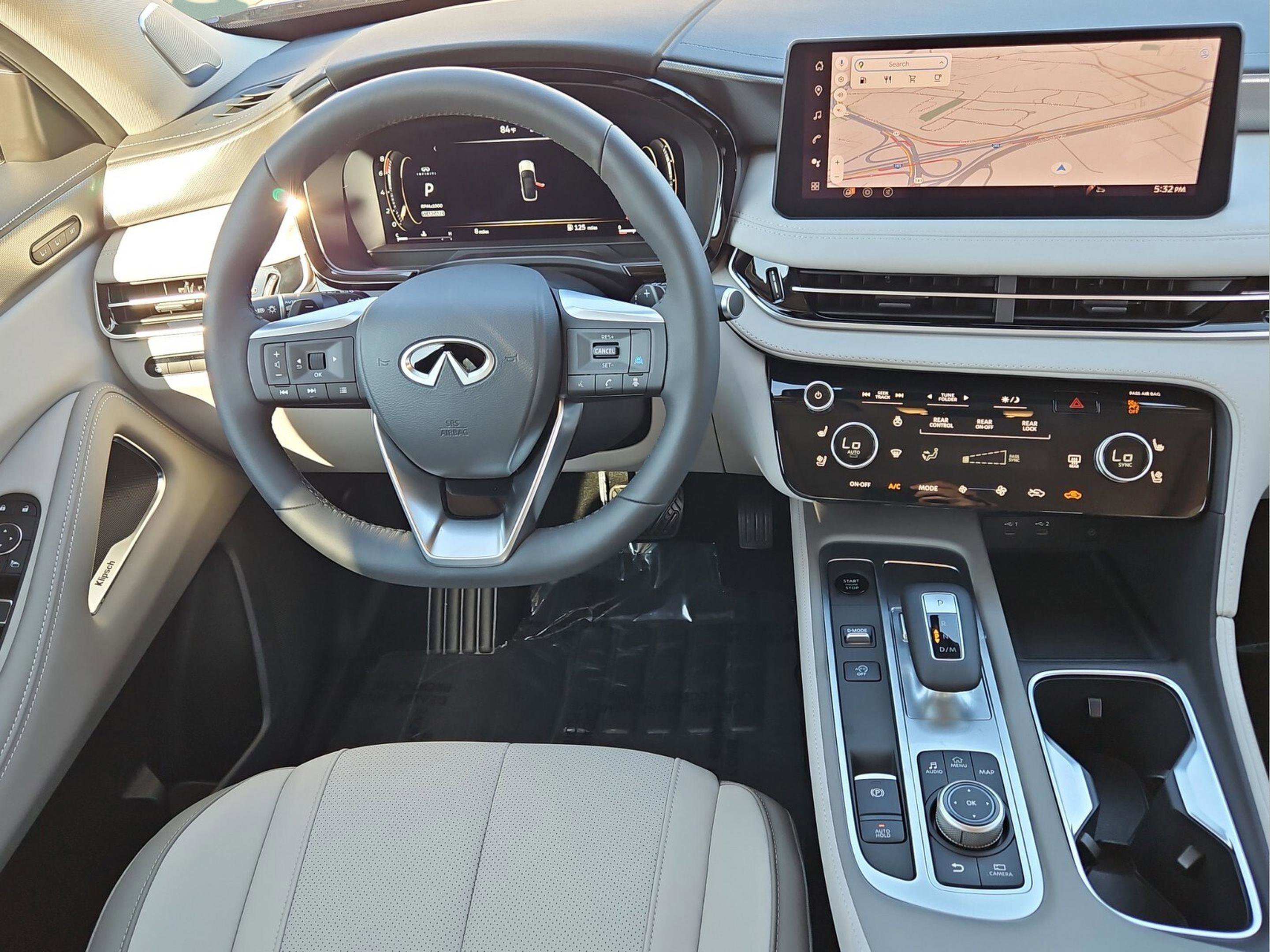 New 2026 INFINITI QX60 Luxe image 14