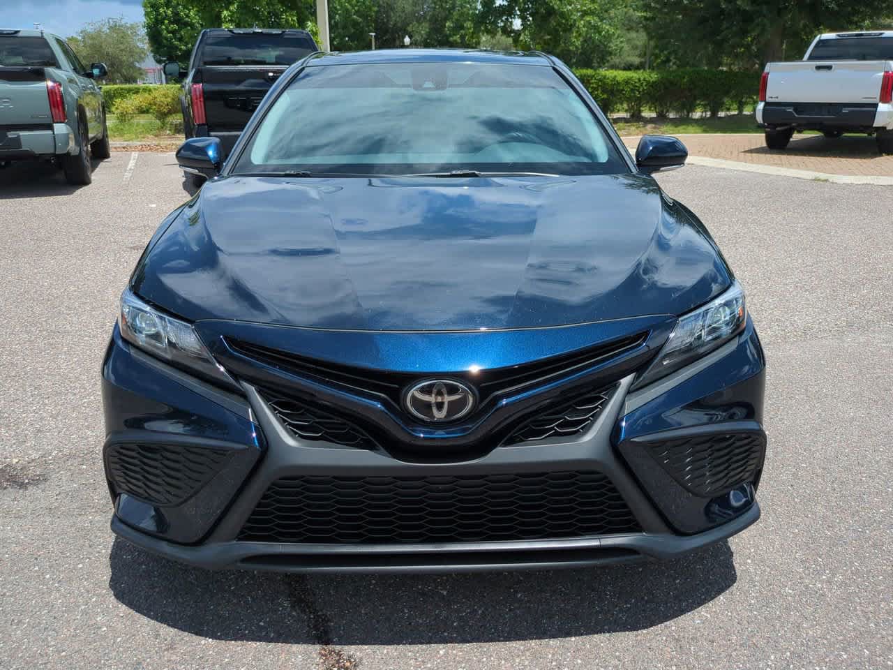 Certified 2021 Toyota Camry SE w/ Cold Weather Package AWD/4WD image 9