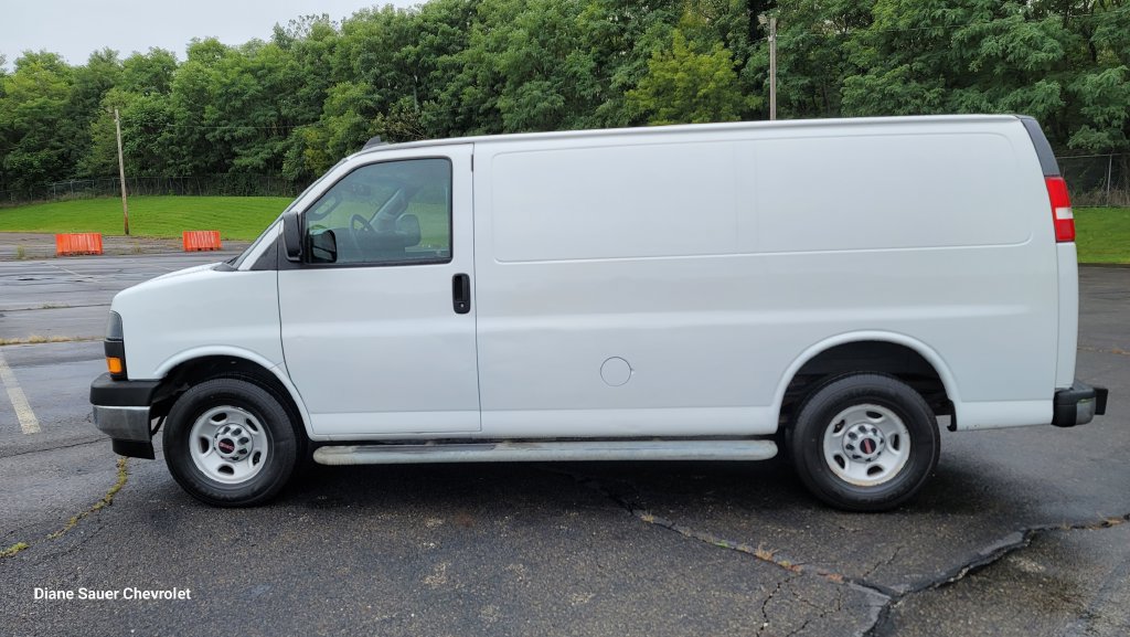 Used 2021 GMC Savana 2500 w/ Driver Convenience Package RWD image 7