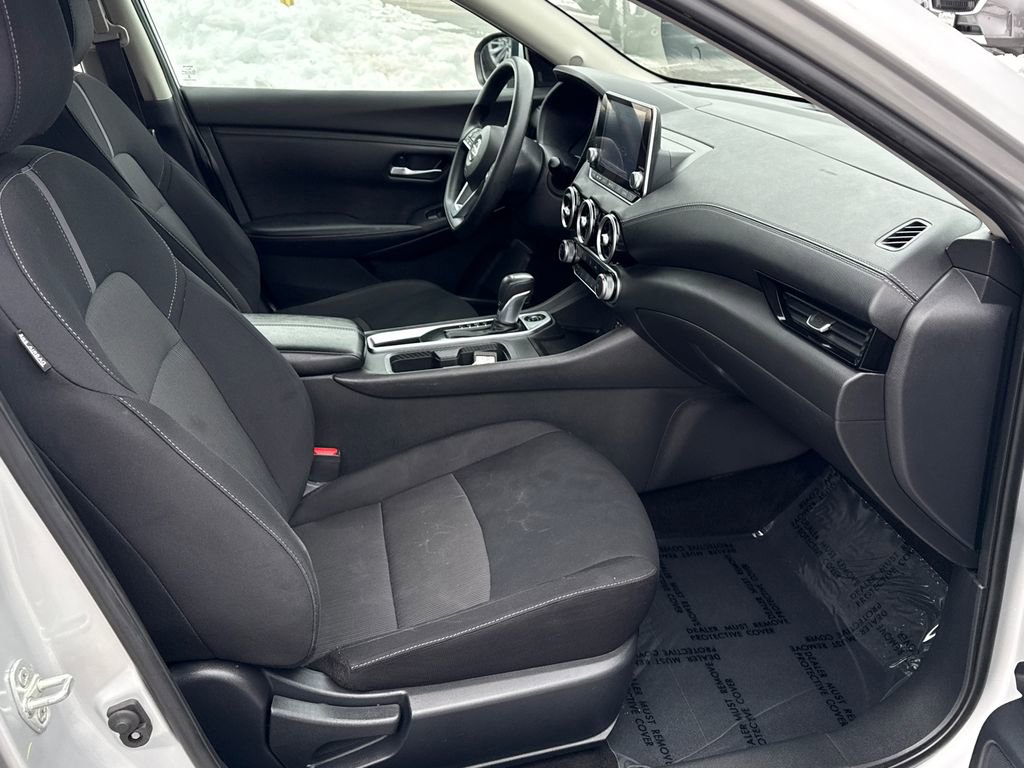 Used 2023 Nissan Sentra SV image 9