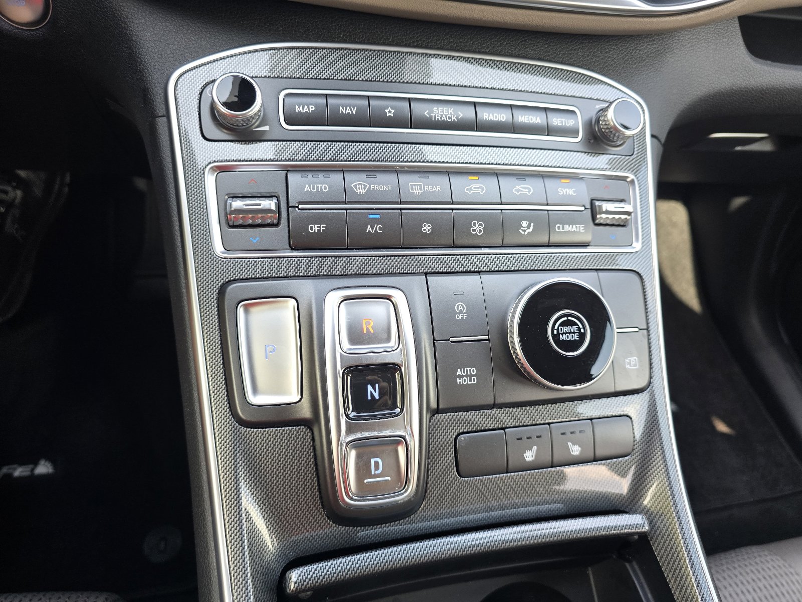 Used 2023 Hyundai Santa Fe SEL image 21