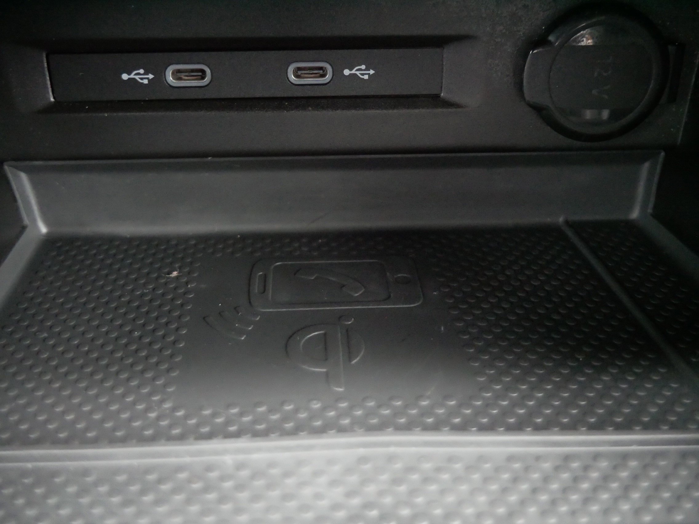 Certified 2022 Volkswagen Tiguan SE w/ Panoramic Sunroof Package image 29