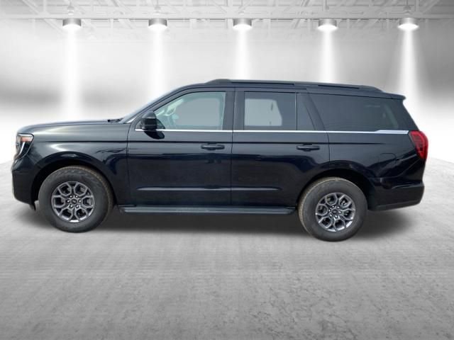Used 2025 Ford Expedition Active AWD/4WD image 12