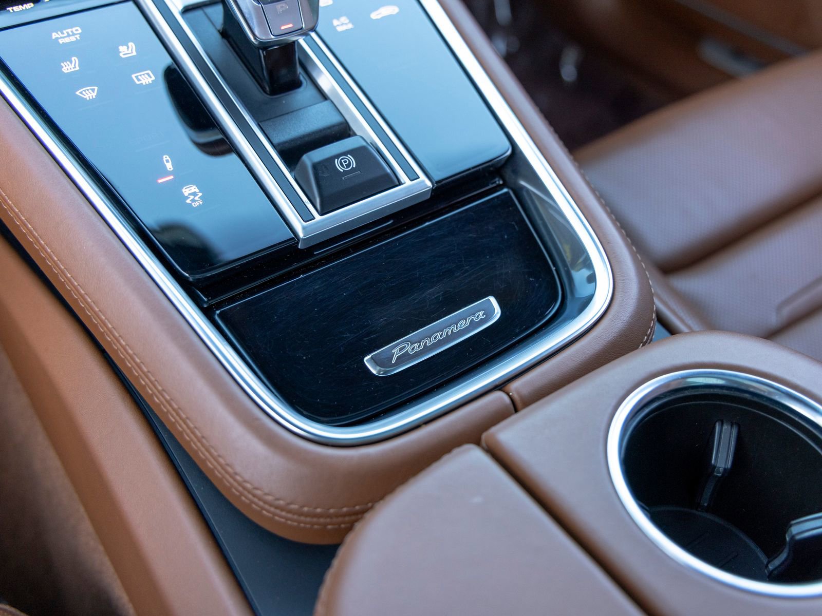 Used 2022 Porsche Panamera GTS AWD/4WD image 43