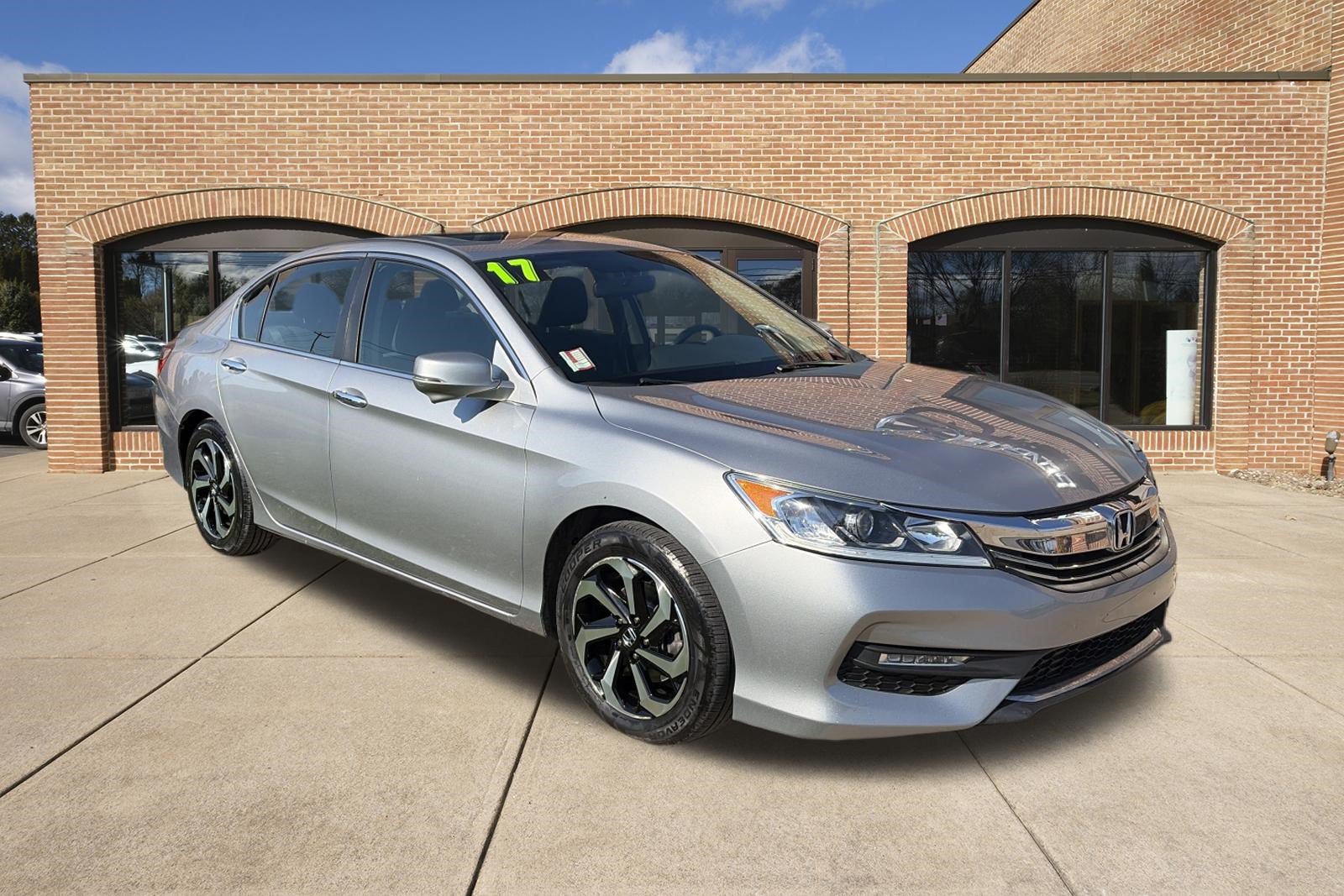 Used 2017 Honda Accord EX