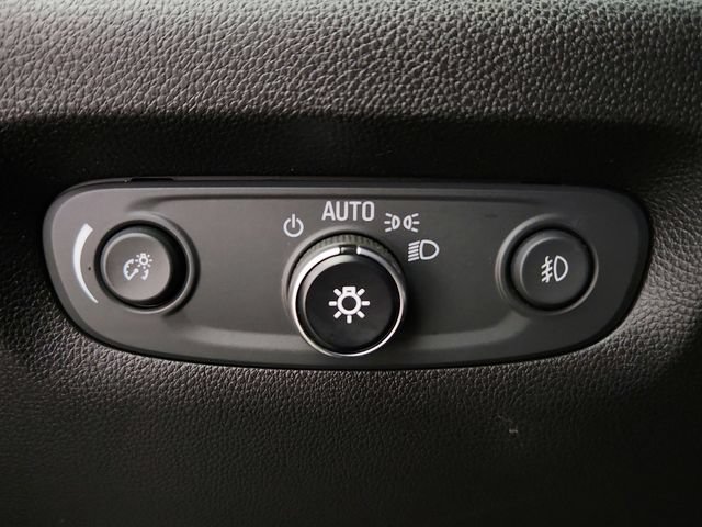 Used 2019 Chevrolet Traverse LT w/ LT Premium Package FWD image 20