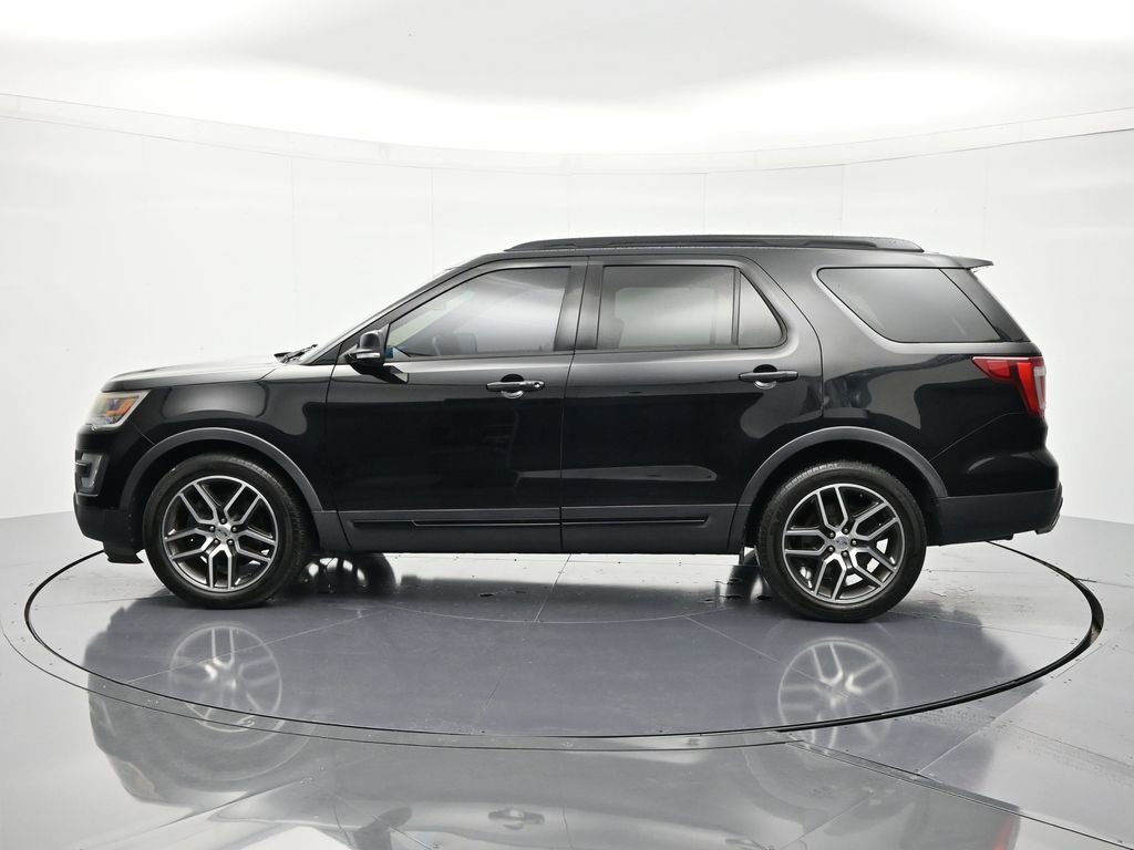 Used 2016 Ford Explorer Sport w/ Equipment Group 401A image 9