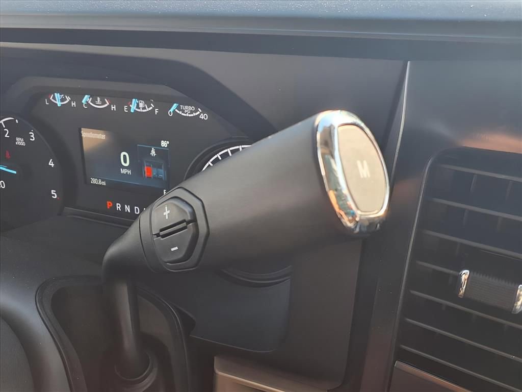 New 2025 Ford F550 4x4 Regular Cab Super Duty image 12