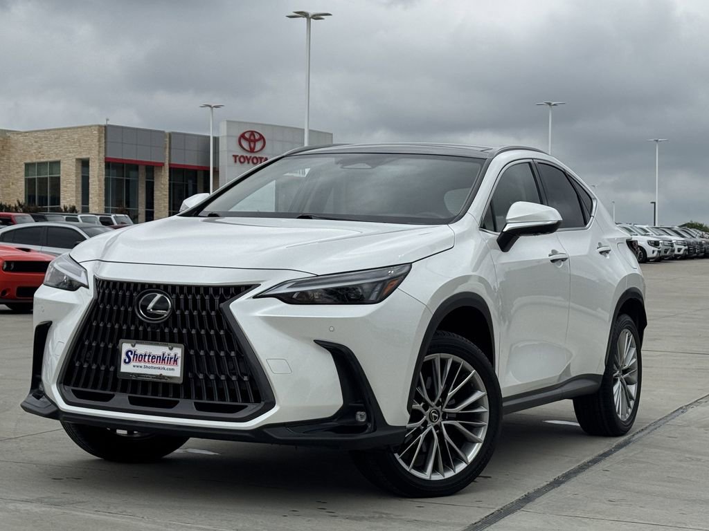 Used 2022 Lexus NX 350 AWD w/ Vision Package image 2