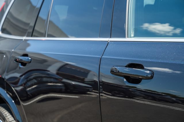 Certified 2024 Volvo XC90 B6 Ultimate AWD/4WD image 17