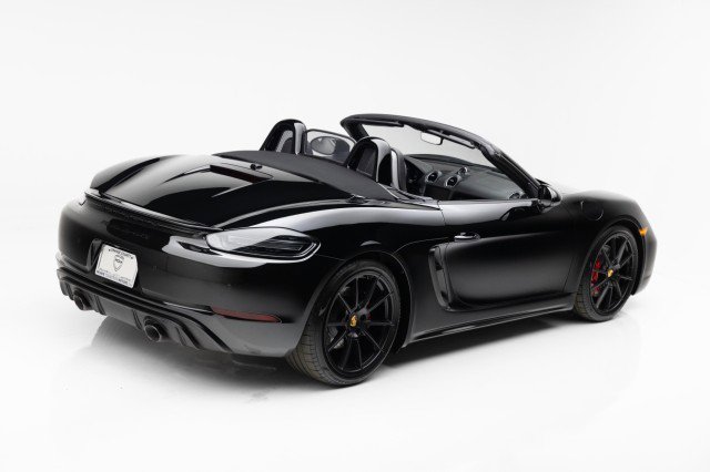 Used 2022 Porsche 718 Boxster GTS image 3