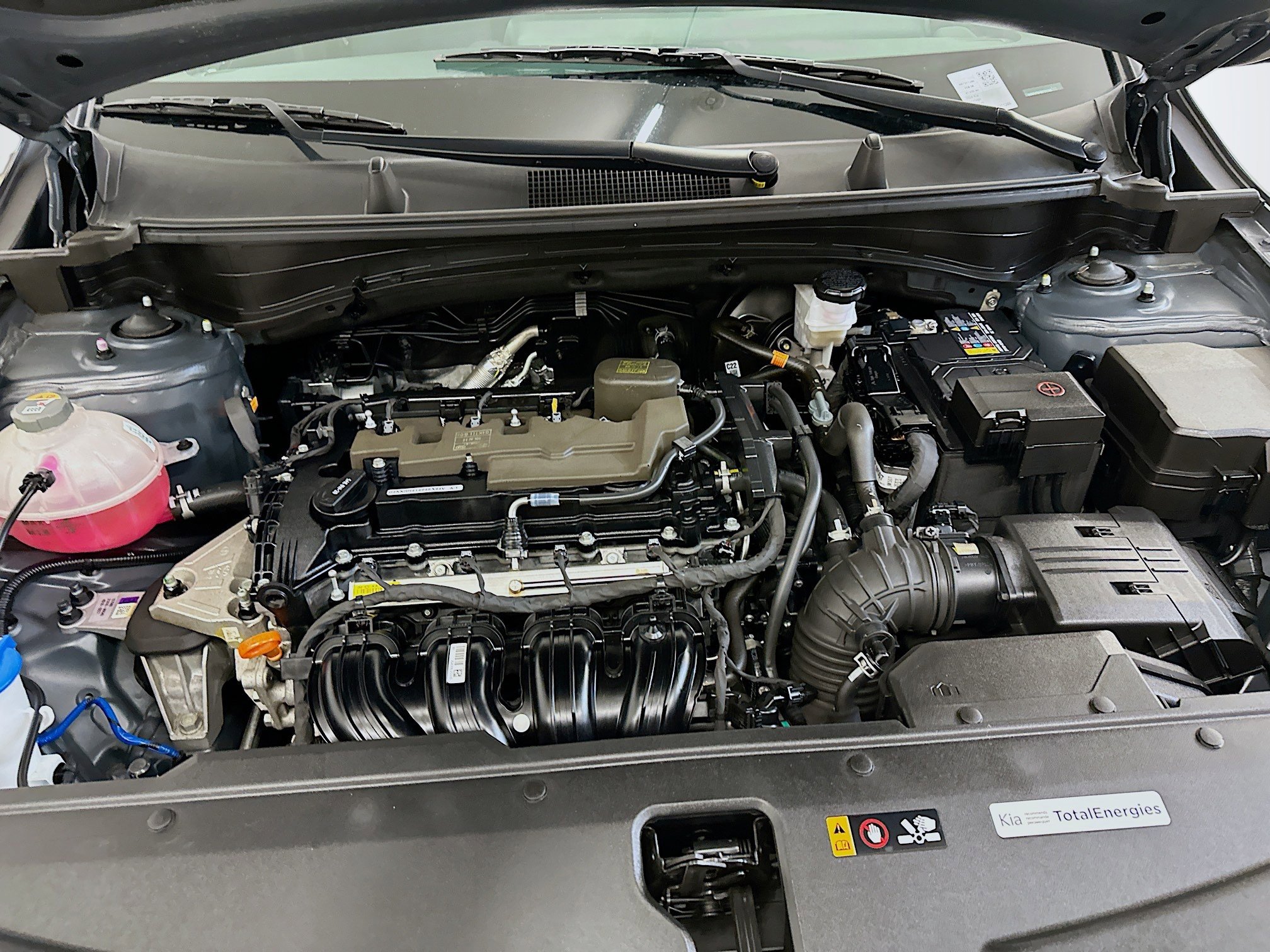 Used 2024 Kia Sportage LX image 33