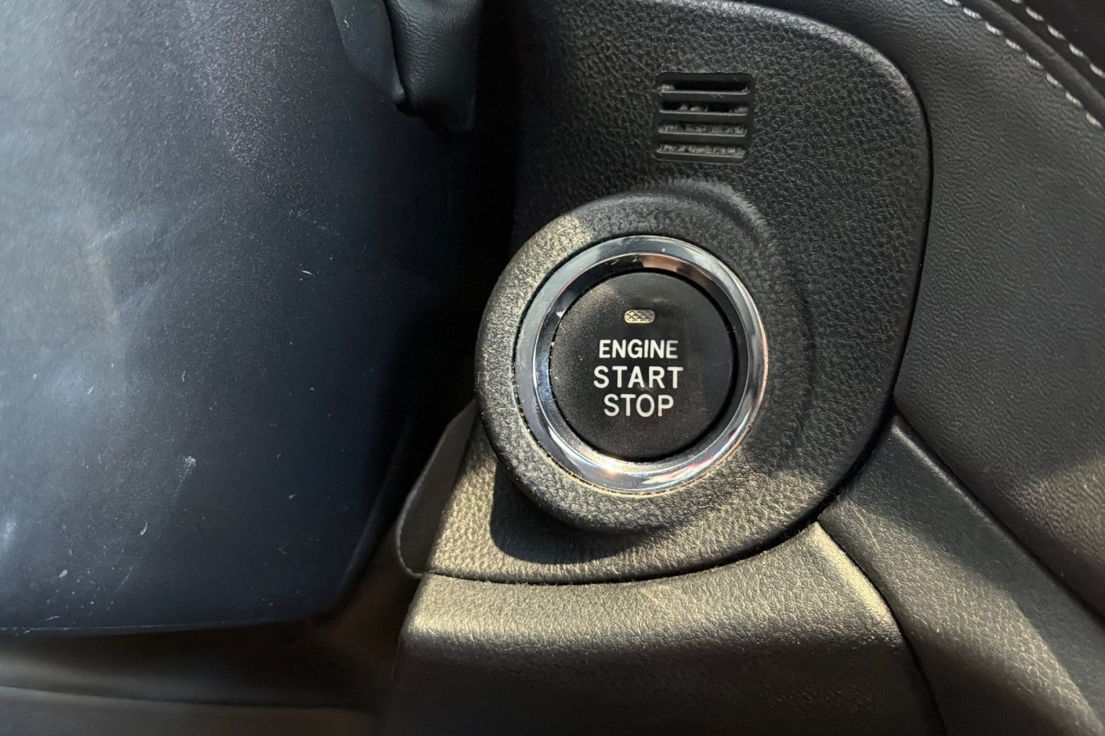 Used 2021 Subaru Outback Limited AWD/4WD image 28