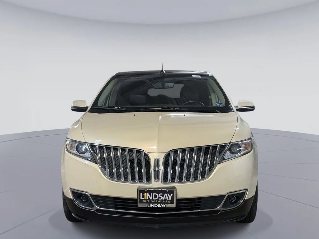 Used 2014 Lincoln MKX AWD w/ Equipment Group 102A image 8