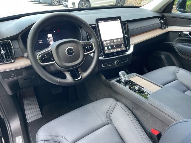 Certified 2025 Volvo XC90 B6 Core AWD/4WD image 19