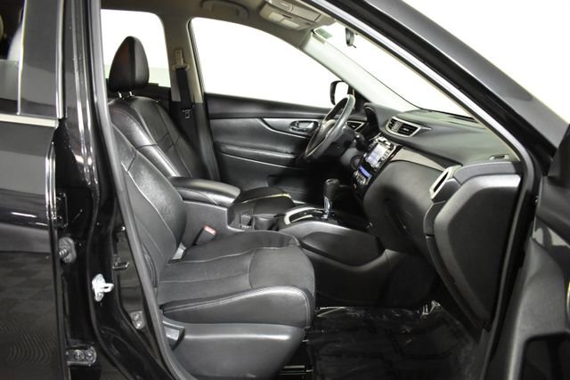 Used 2016 Nissan Rogue SL AWD/4WD image 36