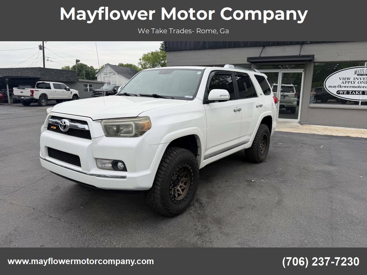 Used 2010 Toyota 4Runner SR5 AWD/4WD image 2