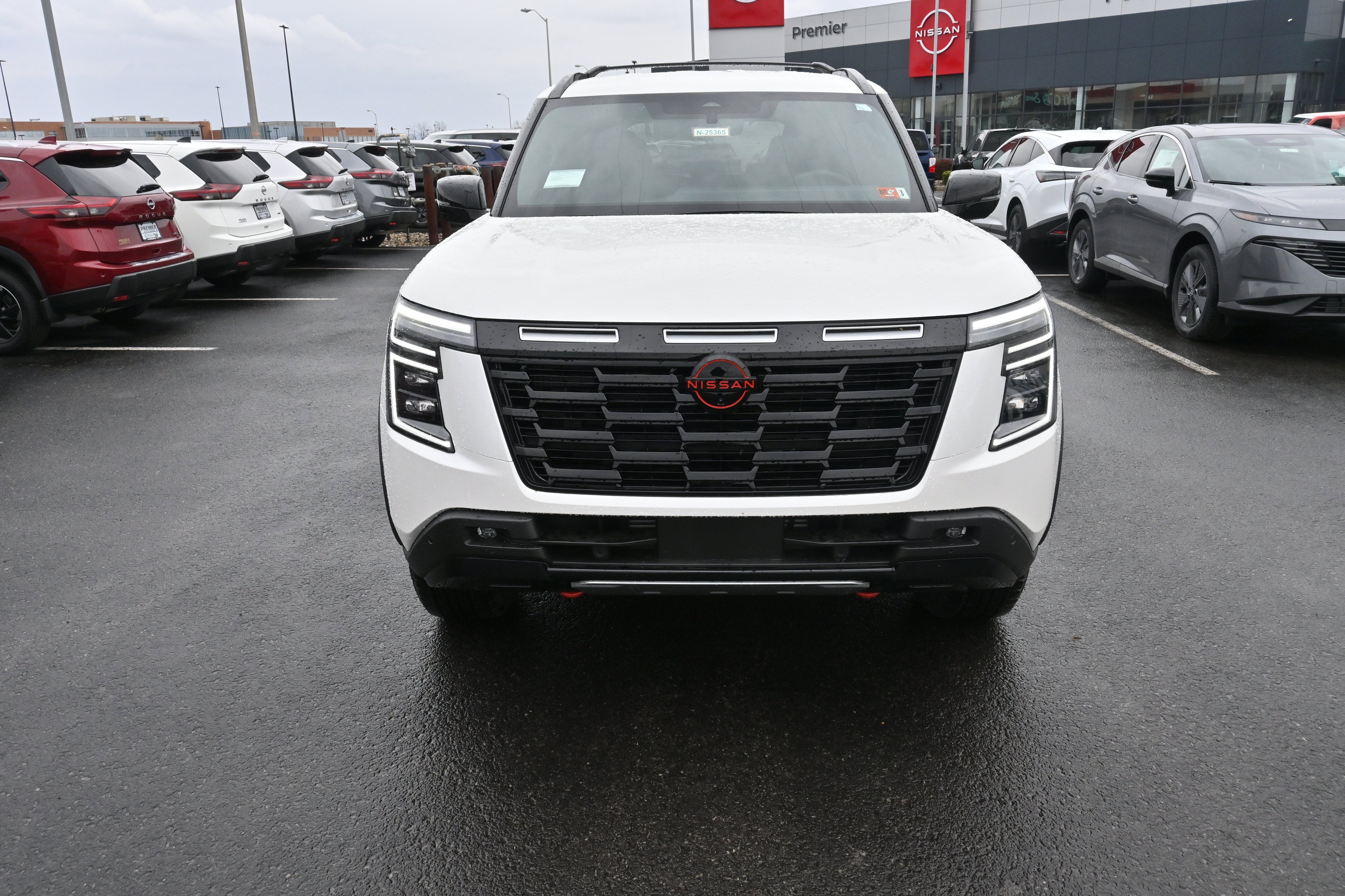 New 2025 Nissan Armada PRO-4X AWD/4WD image 3