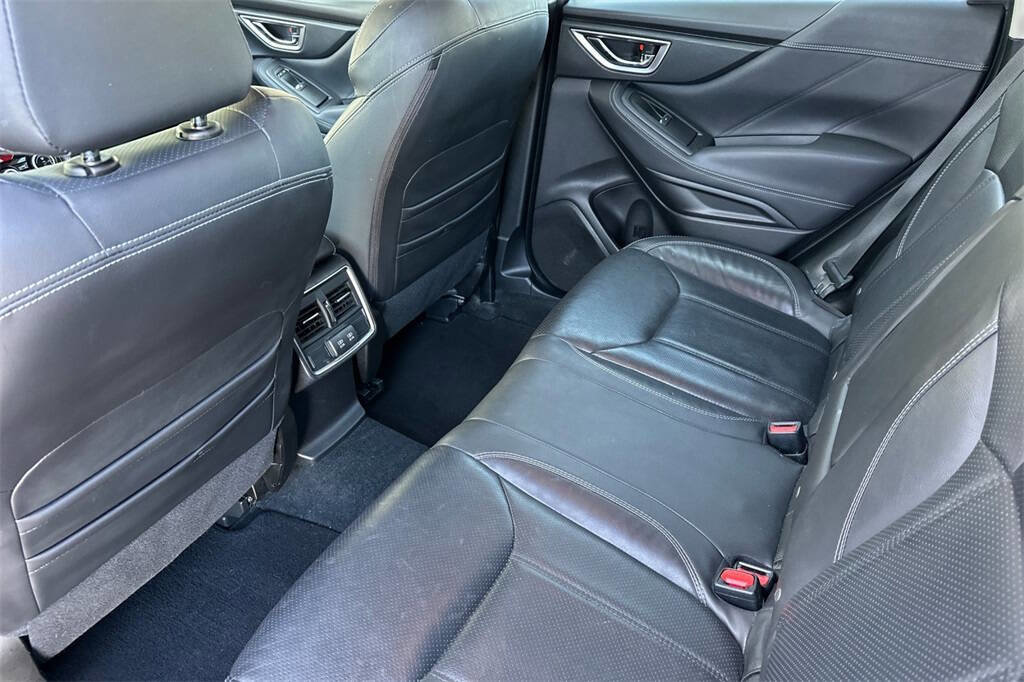 Used 2021 Subaru Forester Limited image 12