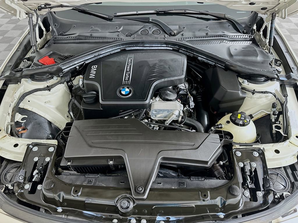 Used 2015 BMW 320i Sedan image 29