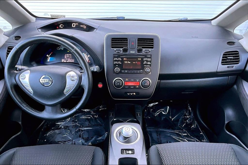 Used 2015 Nissan Leaf S w/ Charge Package FWD image 7