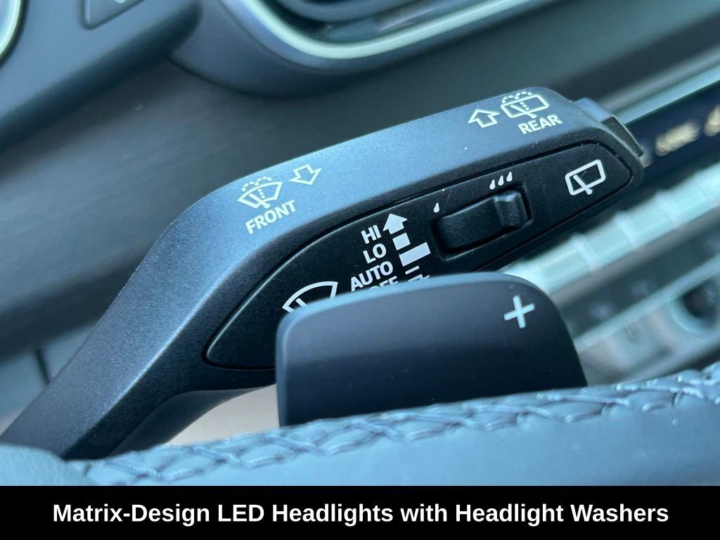 New 2025 Audi Q5 Prestige image 17