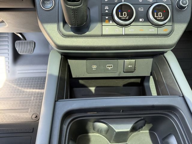 Used 2024 Land Rover Defender 110 X-Dynamic SE image 26