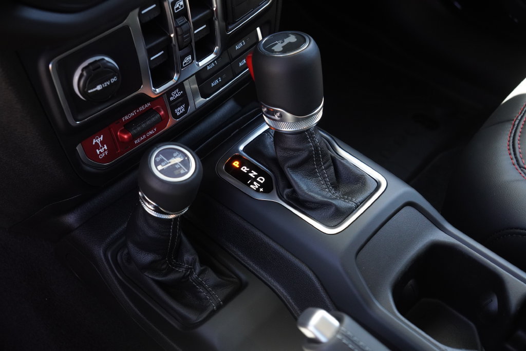 New 2027 Jeep Wrangler Unlimited Rubicon AWD/4WD image 28