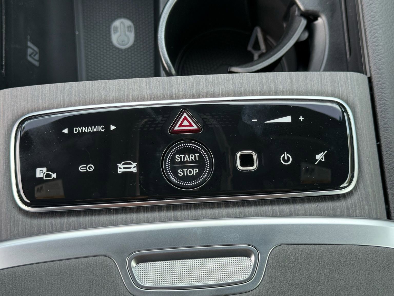 New 2026 Mercedes-Benz EQS 400 4MATIC SUV image 22