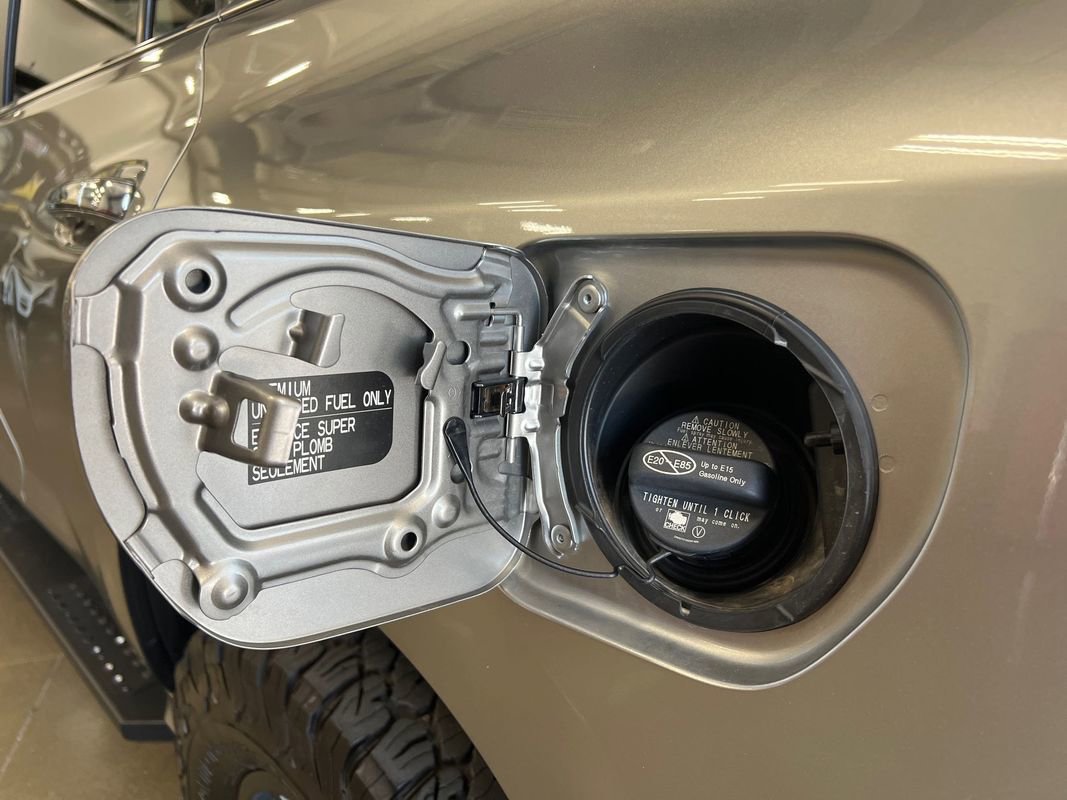 Used 2023 Lexus GX 460 Premium image 43