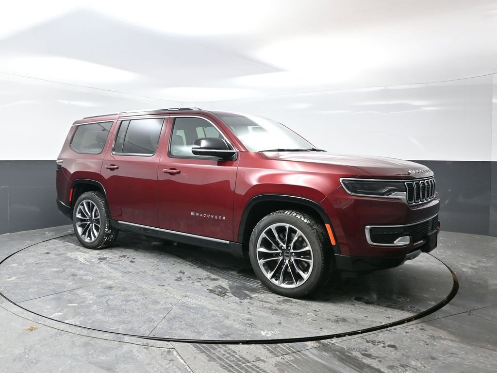 Used 2025 Jeep Wagoneer Series III w/ Premium Group I image 5