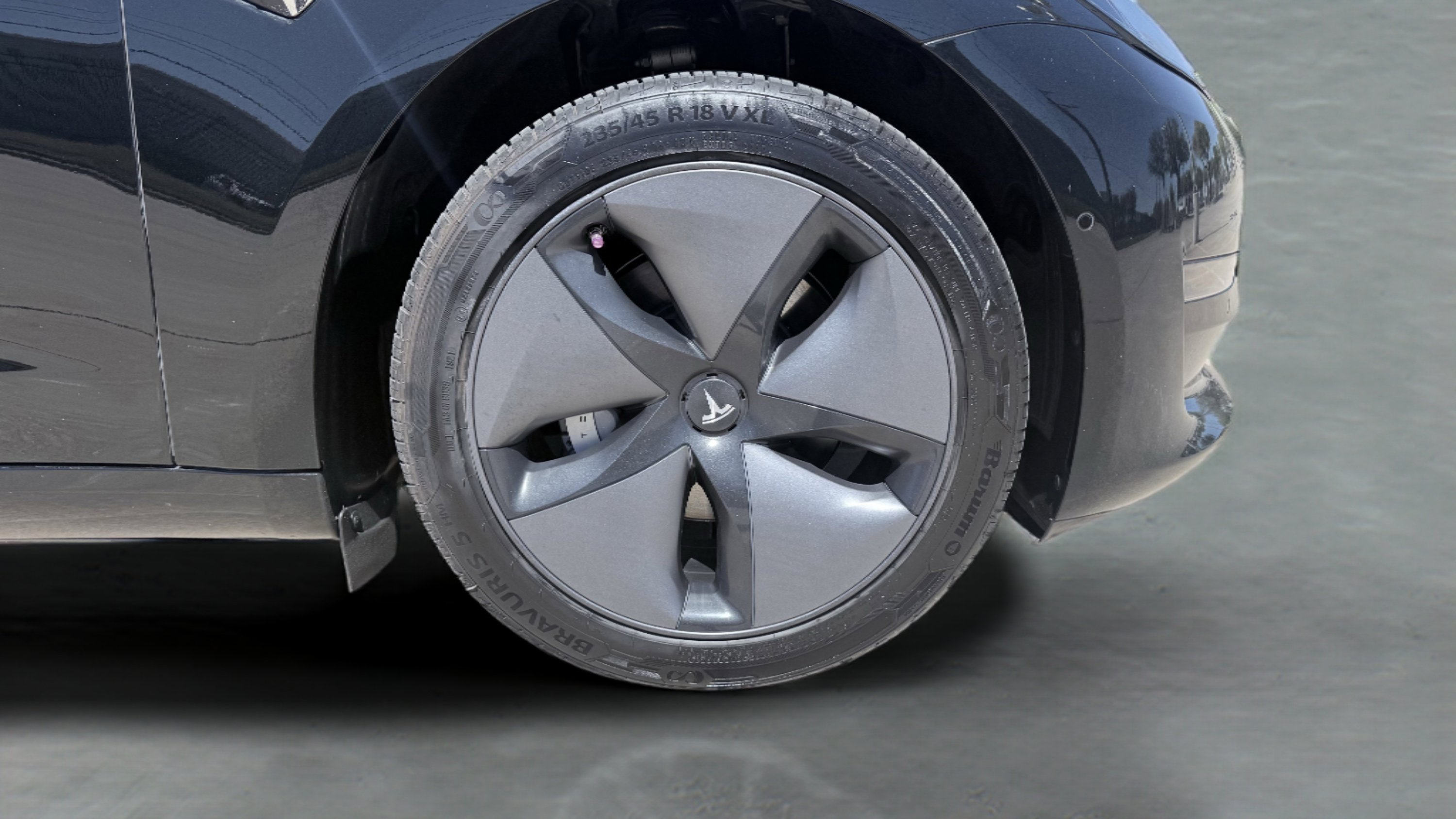 Used 2018 Tesla Model 3 Long Range image 12