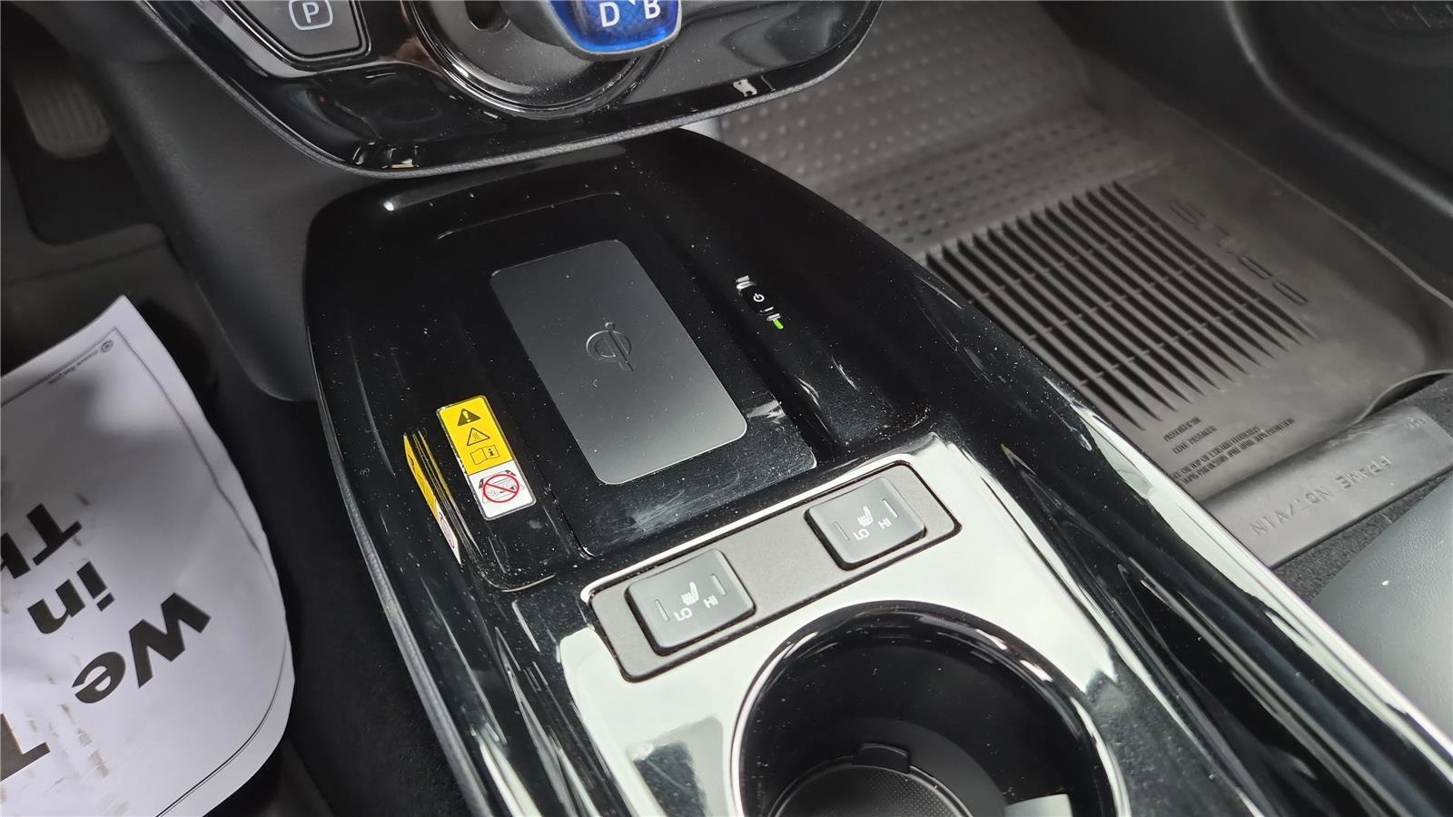 Used 2021 Toyota Prius Limited w/ Premium Convenience Package FWD image 23