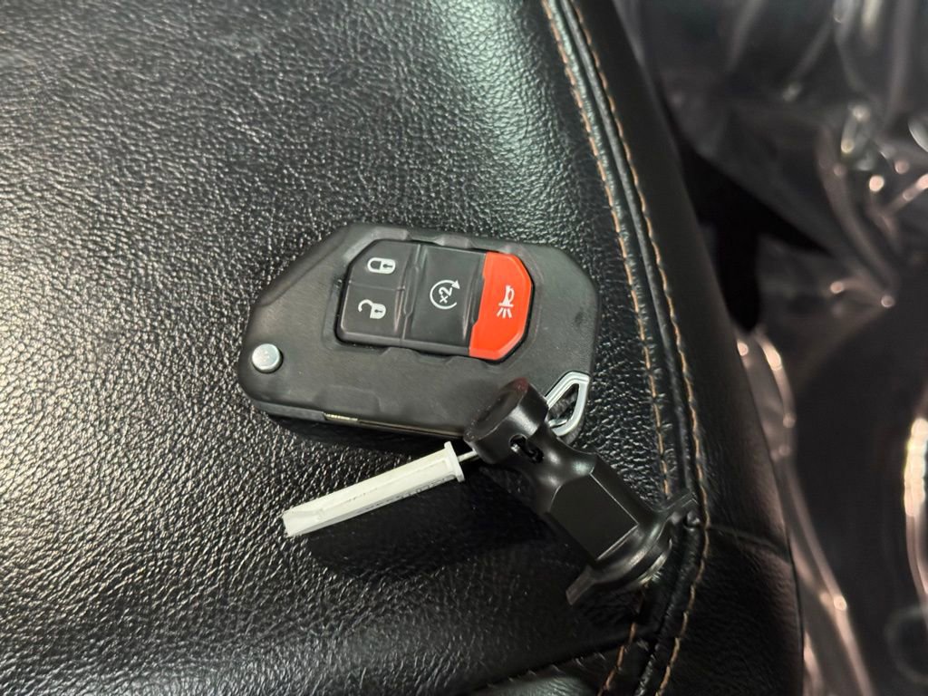 Used 2021 Jeep Wrangler Unlimited Rubicon w/ Trailer Tow Package image 45