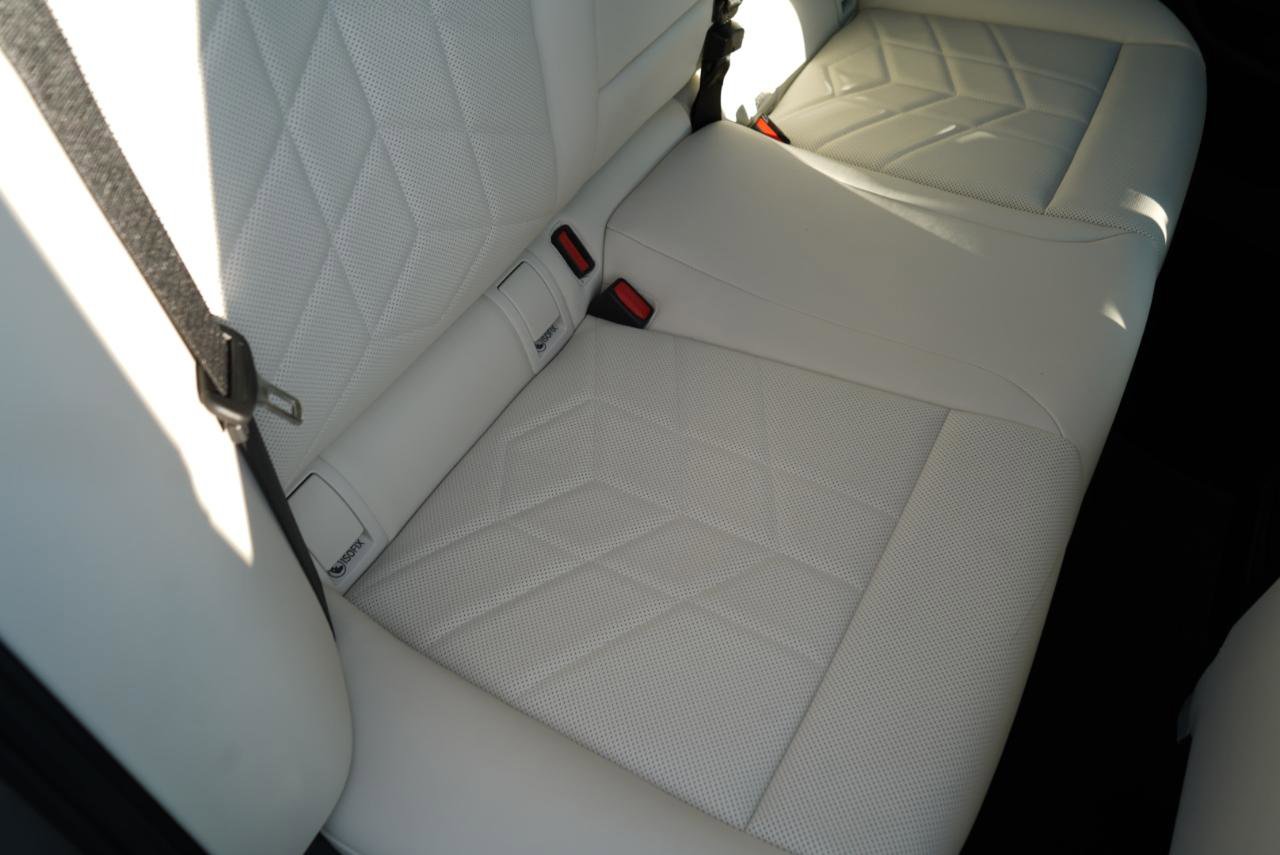 Used 2024 BMW 530i xDrive 530i xDrive Sedan w/ Convenience Package image 57