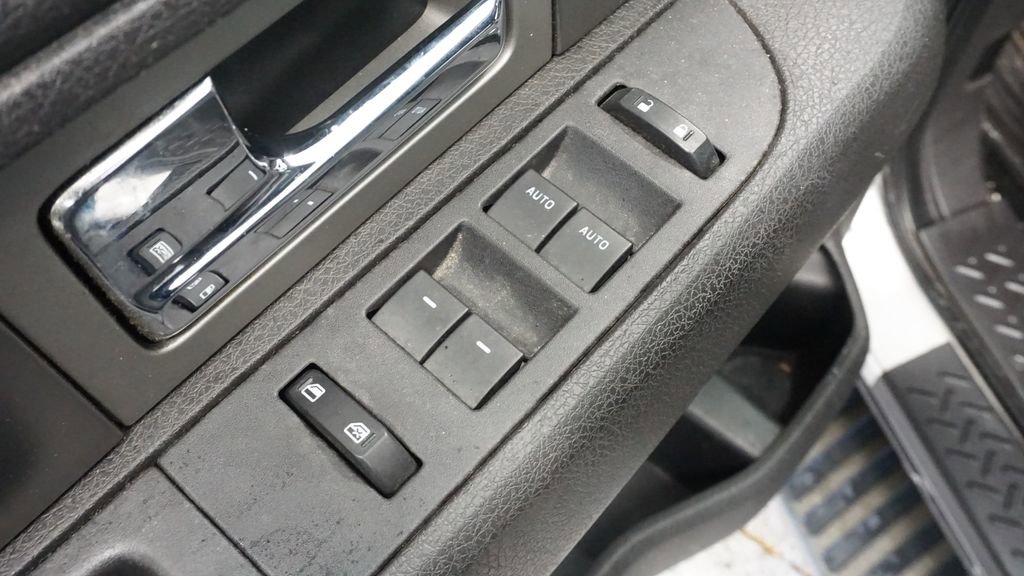 Used 2013 Ford F150 FX4 w/ Luxury Equipment Group image 29