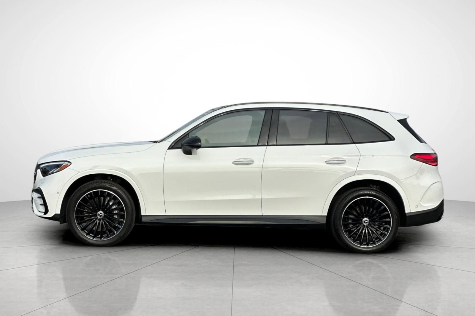 Certified 2024 Mercedes-Benz GLC 300 image 26