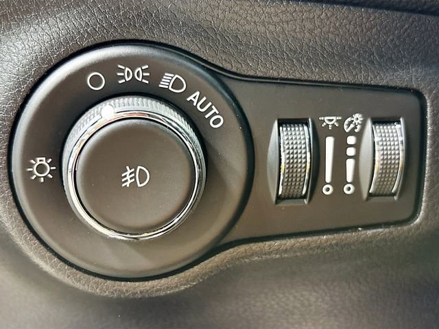 Used 2019 Jeep Compass Limited w/ Safety & Security Group image 12