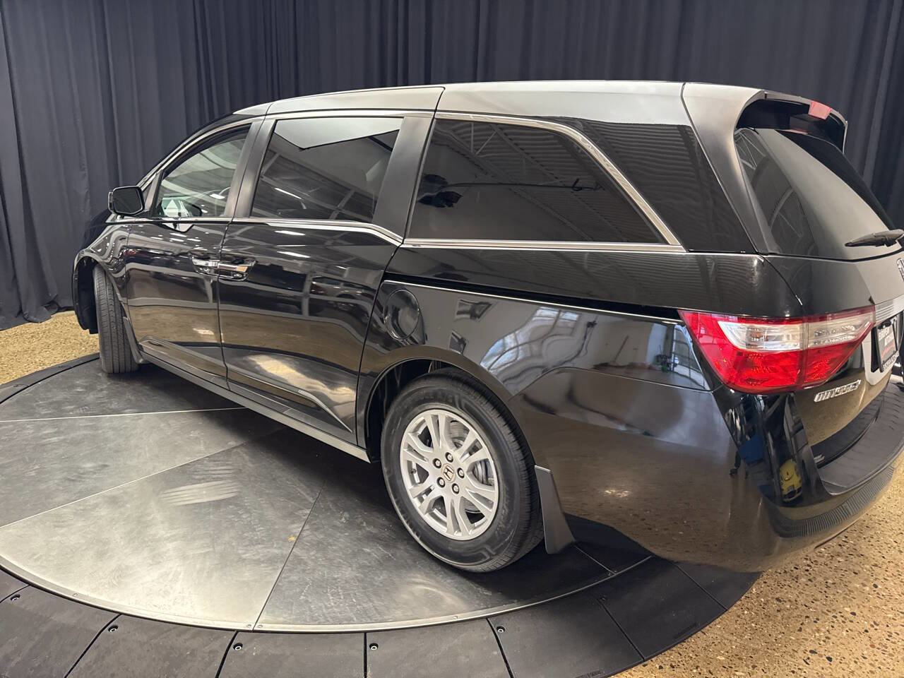Used 2011 Honda Odyssey EX image 5