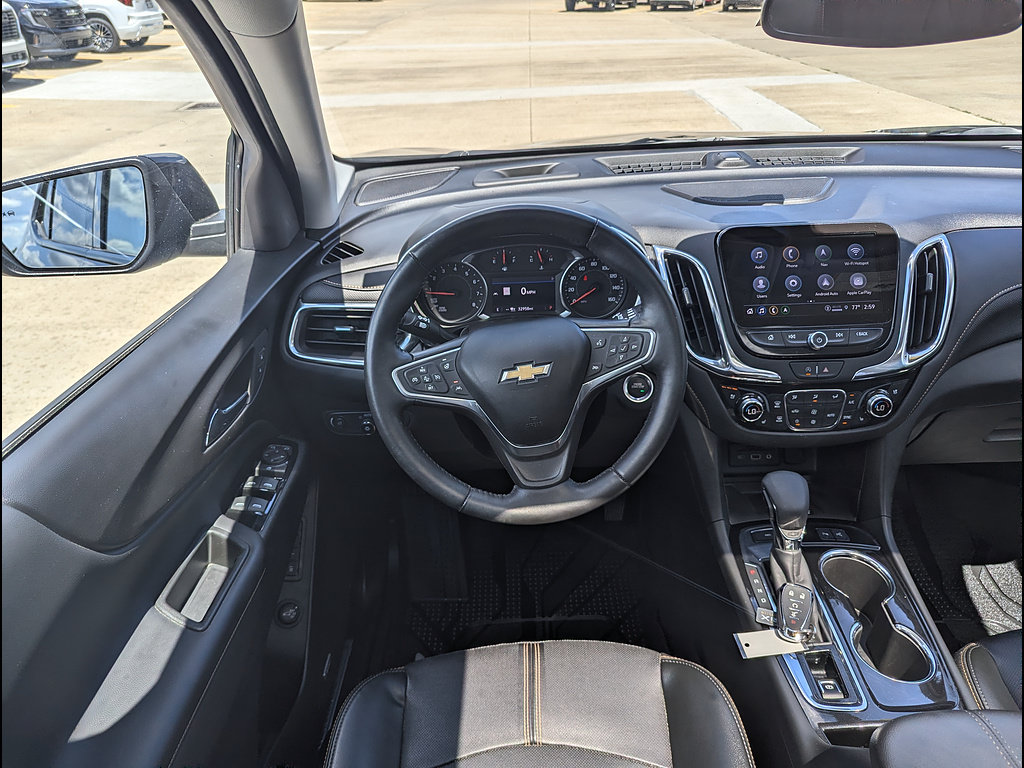 Used 2022 Chevrolet Equinox Premier AWD/4WD image 3