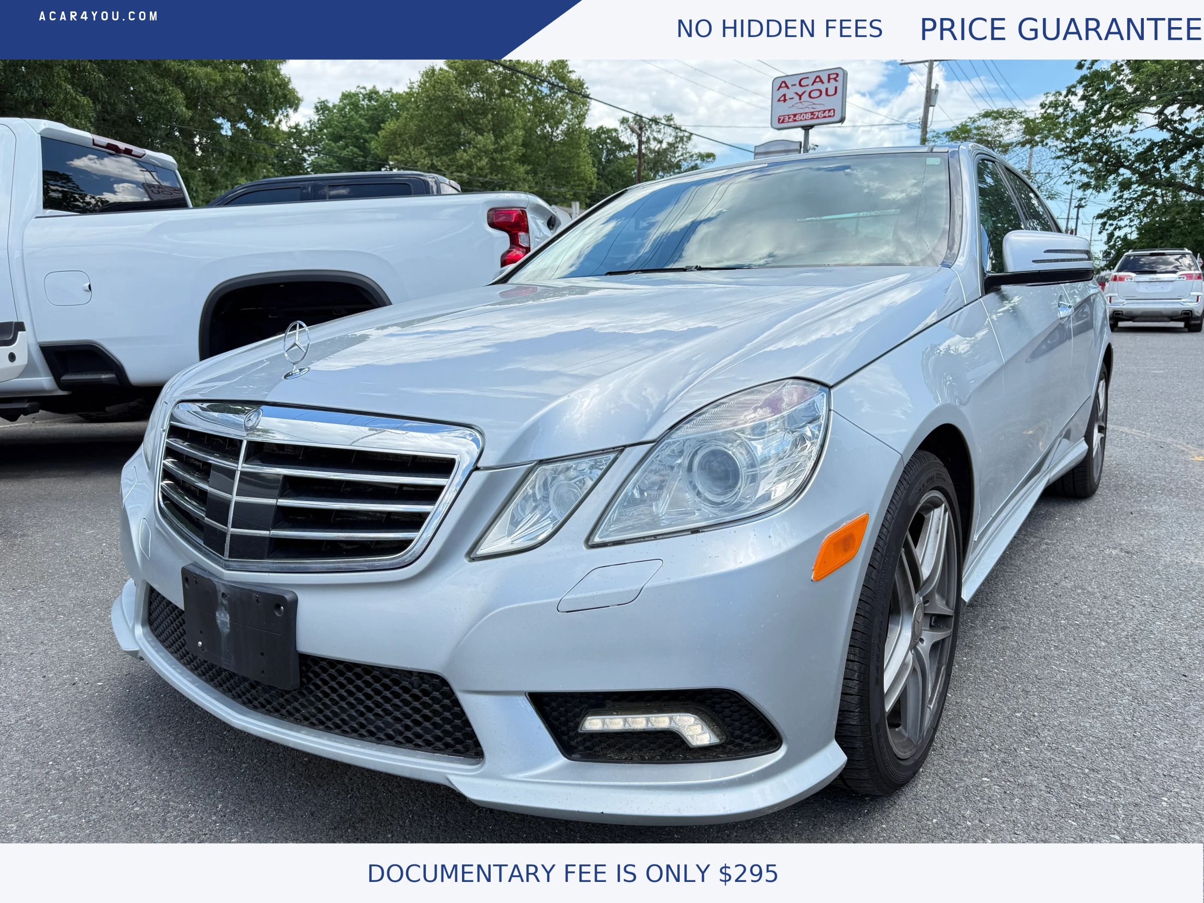 Used 2011 Mercedes-Benz E 550 4MATIC Sedan image 11