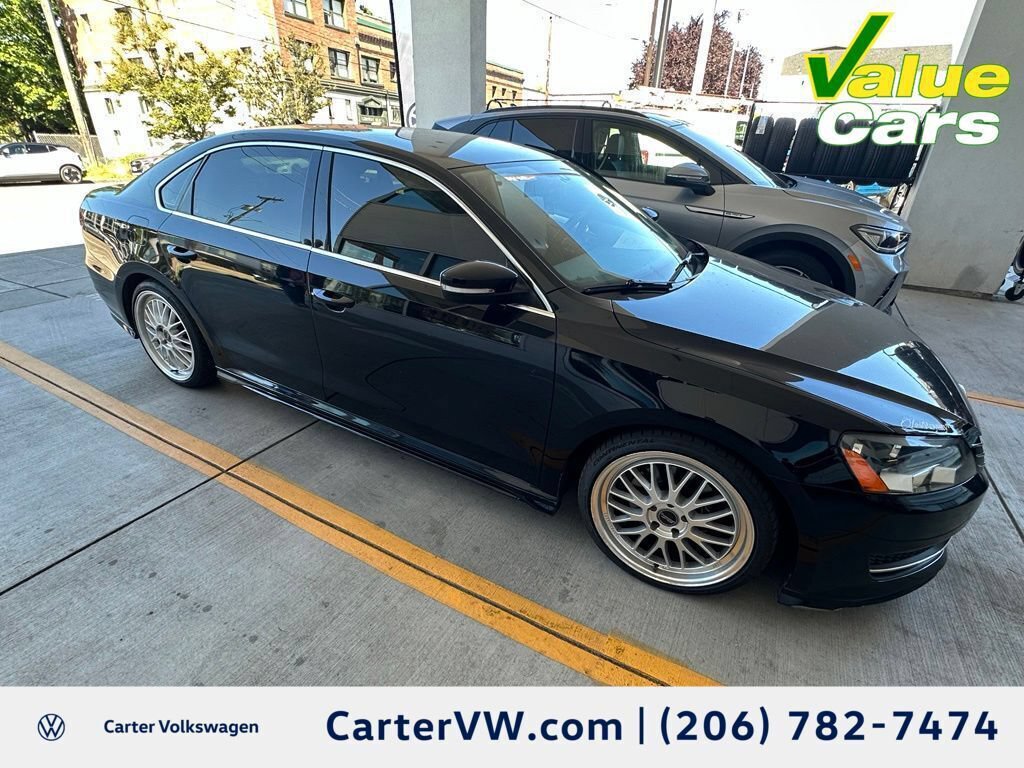 Used 2013 Volkswagen Passat 2.5 SE FWD image 1