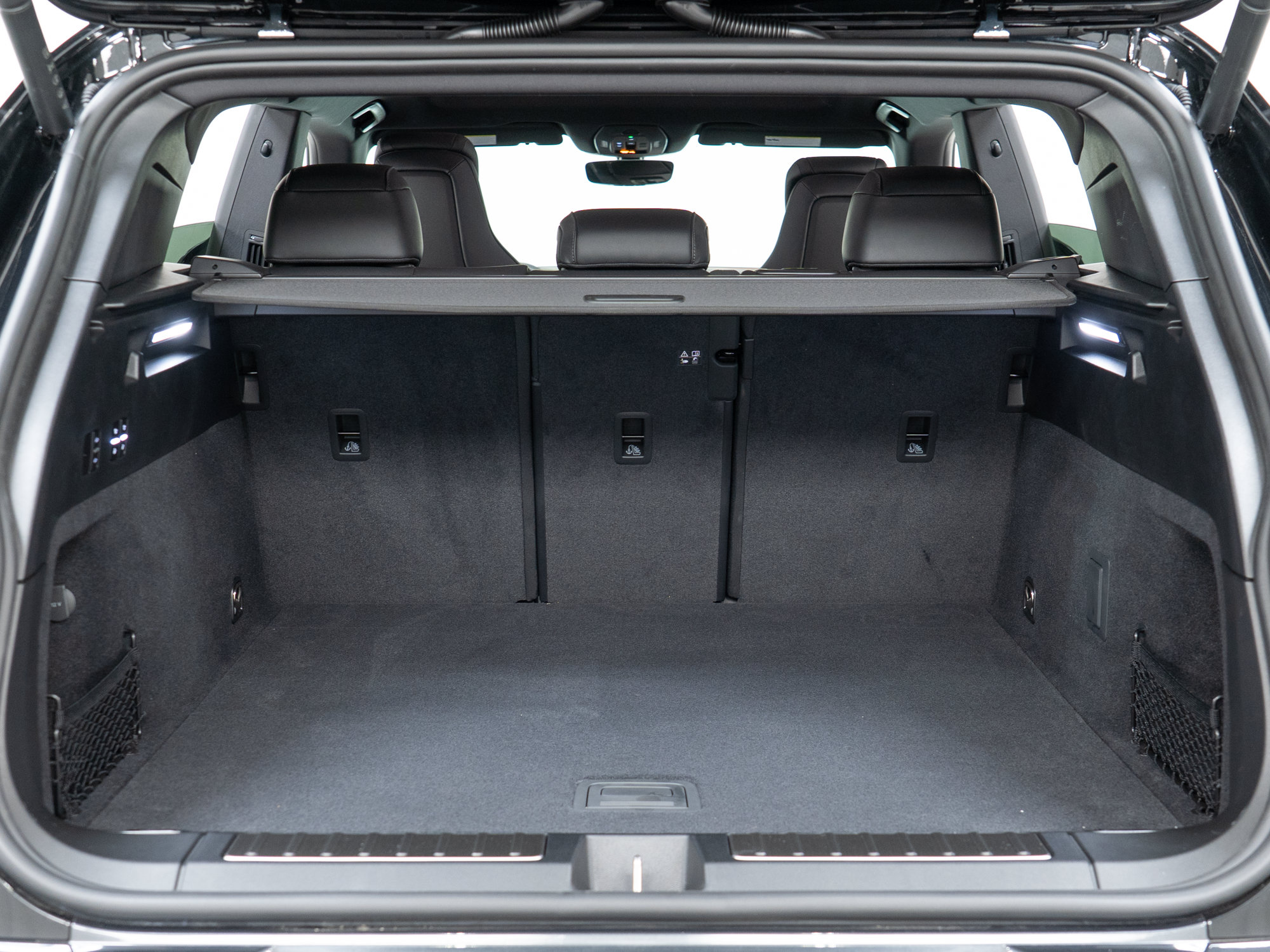New 2026 Porsche Cayenne Electric AWD/4WD image 13