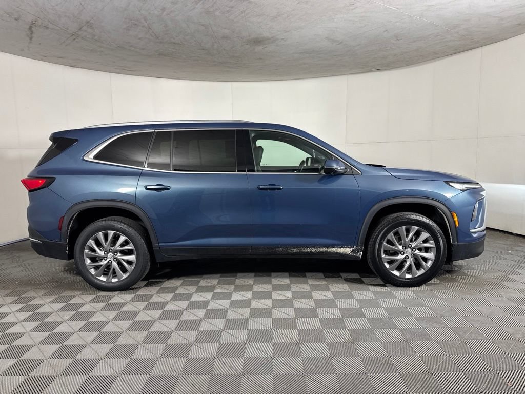 Certified 2025 Buick Enclave Preferred AWD/4WD image 8