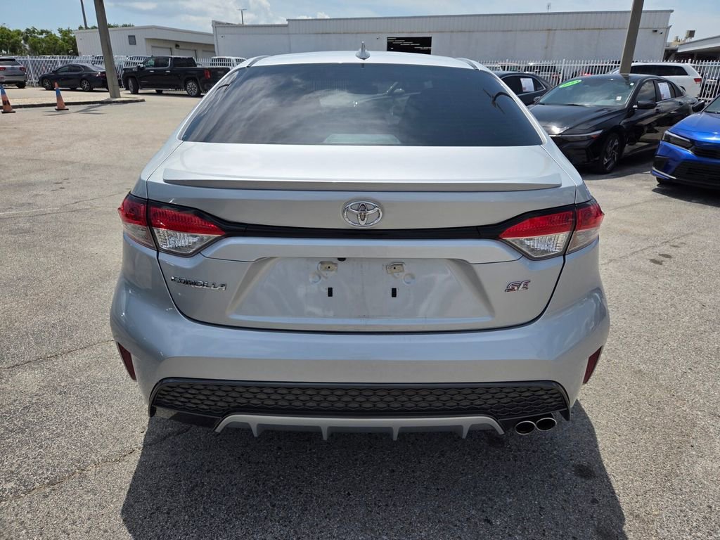 Used 2020 Toyota Corolla SE FWD image 11