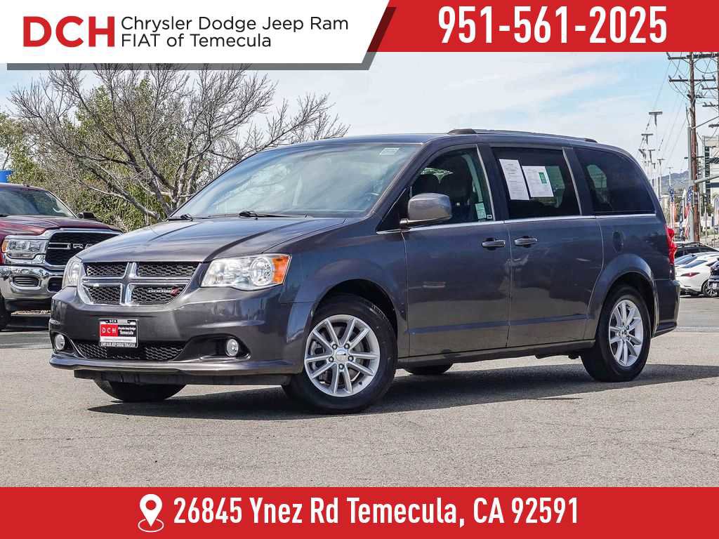 Certified 2019 Dodge Grand Caravan SXT image 1
