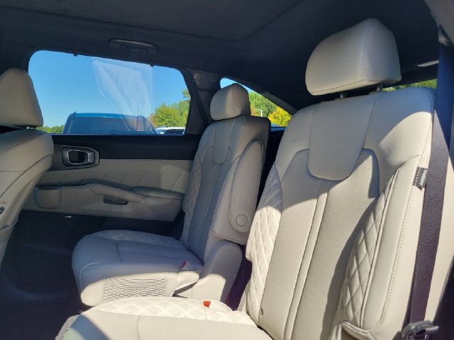 New 2026 Kia Sorento SX Prestige AWD/4WD image 8