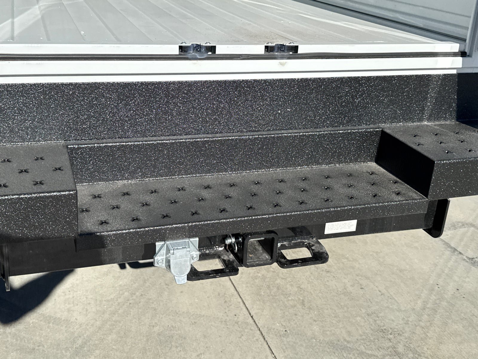 New 2025 GMC Savana 3500 w/ Power Convenience Package RWD image 10
